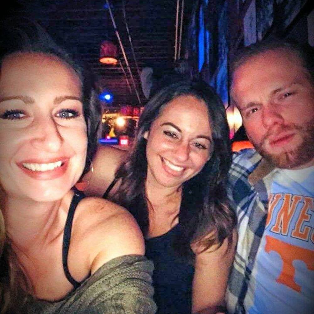 Meet your Posher, Chloe